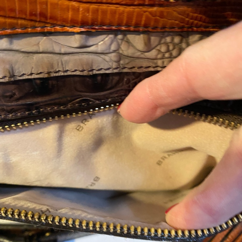 Elegant Brahmin Crocodile-Embossed Multi-colored Handbag - Picture 7 of 10